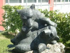 Skulptur Die Bären, gestiftet von Dr. Leo Mol Skulptur Die Bären, gestiftet von Dr. Leo Mol
